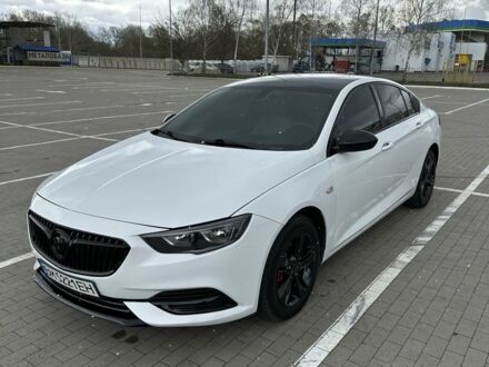 Бьюік Regal 2018 у Сумах на Automoto.ua Білий Бьюік Regal, об'ємом двигуна 2 л та пробігом 178 тис. км за 13800 $, фото 1 на Automoto.ua
