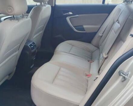 Бежевый Бьюик Регал, объемом двигателя 2 л и пробегом 102 тыс. км за 10800 $, фото 11 на Automoto.ua