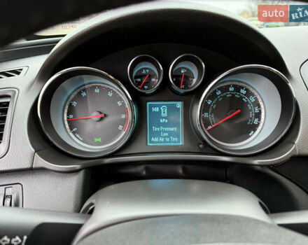 Черный Бьюик Регал, объемом двигателя 2 л и пробегом 160 тыс. км за 7500 $, фото 16 на Automoto.ua