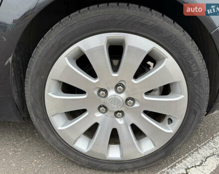 Черный Бьюик Регал, объемом двигателя 2 л и пробегом 160 тыс. км за 7500 $, фото 11 на Automoto.ua