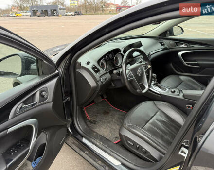 Черный Бьюик Регал, объемом двигателя 2 л и пробегом 160 тыс. км за 7500 $, фото 13 на Automoto.ua