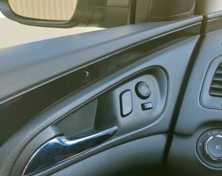 Черный Бьюик Регал, объемом двигателя 2 л и пробегом 137 тыс. км за 11000 $, фото 15 на Automoto.ua