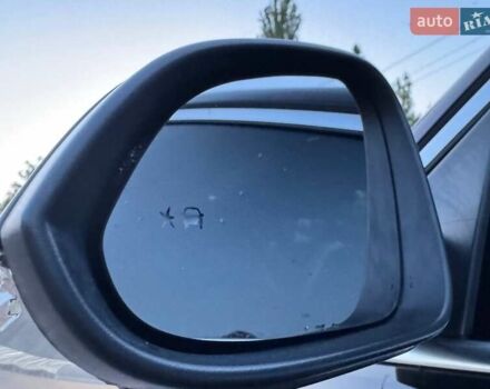 Черный Бьюик Регал, объемом двигателя 2 л и пробегом 118 тыс. км за 12000 $, фото 5 на Automoto.ua