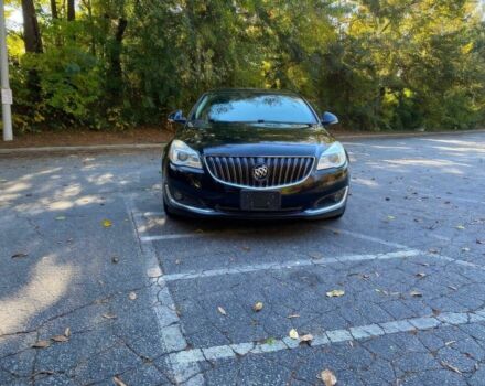 Черный Бьюик Регал, объемом двигателя 2 л и пробегом 69 тыс. км за 9500 $, фото 1 на Automoto.ua