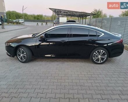 Черный Бьюик Регал, объемом двигателя 2 л и пробегом 27 тыс. км за 16600 $, фото 1 на Automoto.ua