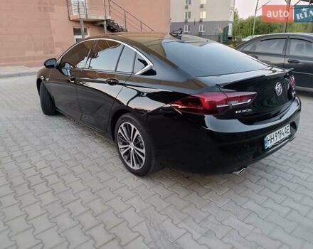 Черный Бьюик Регал, объемом двигателя 2 л и пробегом 27 тыс. км за 16600 $, фото 2 на Automoto.ua