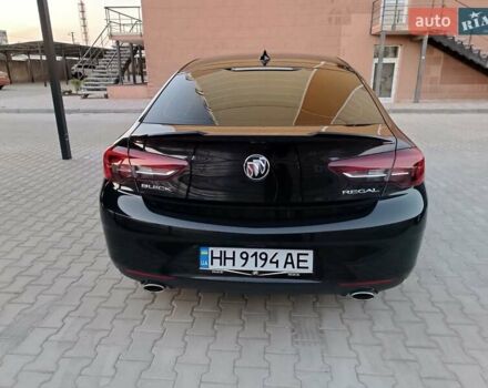 Черный Бьюик Регал, объемом двигателя 2 л и пробегом 27 тыс. км за 16600 $, фото 3 на Automoto.ua