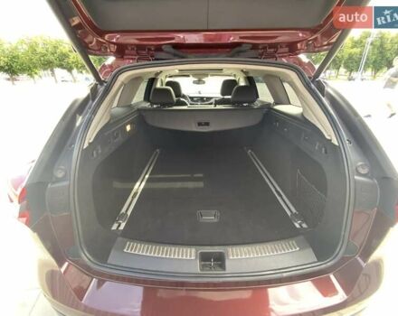 Красный Бьюик Регал, объемом двигателя 2 л и пробегом 63 тыс. км за 17500 $, фото 14 на Automoto.ua