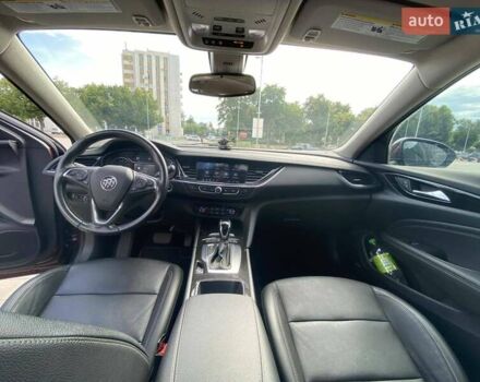 Красный Бьюик Регал, объемом двигателя 2 л и пробегом 63 тыс. км за 17500 $, фото 17 на Automoto.ua