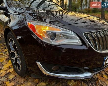 Червоний Бьюік Regal, об'ємом двигуна 2 л та пробігом 102 тис. км за 10490 $, фото 3 на Automoto.ua