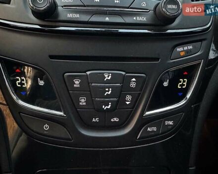 Червоний Бьюік Regal, об'ємом двигуна 2 л та пробігом 102 тис. км за 10490 $, фото 19 на Automoto.ua