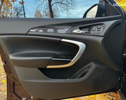 Красный Бьюик Регал, объемом двигателя 2 л и пробегом 102 тыс. км за 10490 $, фото 10 на Automoto.ua