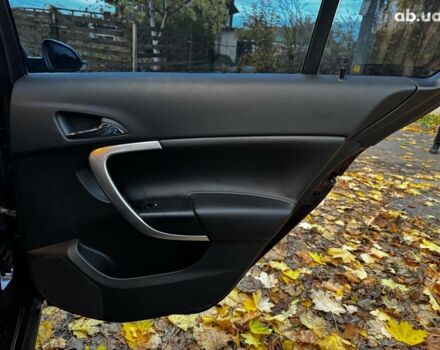 Красный Бьюик Регал, объемом двигателя 2 л и пробегом 102 тыс. км за 10490 $, фото 26 на Automoto.ua