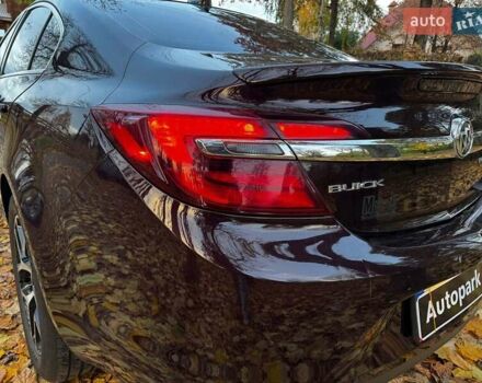 Червоний Бьюік Regal, об'ємом двигуна 2 л та пробігом 102 тис. км за 10490 $, фото 8 на Automoto.ua