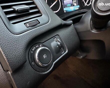 Красный Бьюик Регал, объемом двигателя 2 л и пробегом 102 тыс. км за 10490 $, фото 13 на Automoto.ua