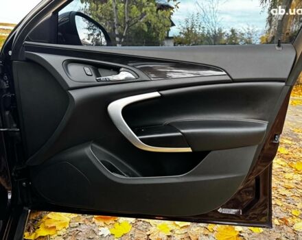 Красный Бьюик Регал, объемом двигателя 2 л и пробегом 102 тыс. км за 10490 $, фото 28 на Automoto.ua