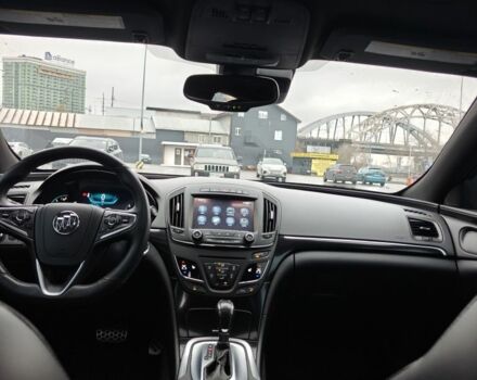 Червоний Бьюік Regal, об'ємом двигуна 2 л та пробігом 75 тис. км за 14800 $, фото 11 на Automoto.ua