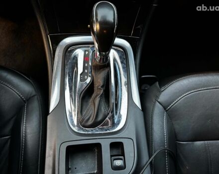 Красный Бьюик Регал, объемом двигателя 2 л и пробегом 102 тыс. км за 10490 $, фото 20 на Automoto.ua