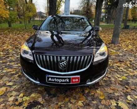 Красный Бьюик Регал, объемом двигателя 2 л и пробегом 102 тыс. км за 10490 $, фото 1 на Automoto.ua