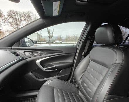 Червоний Бьюік Regal, об'ємом двигуна 2 л та пробігом 75 тис. км за 14800 $, фото 17 на Automoto.ua