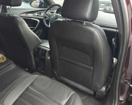 Червоний Бьюік Regal, об'ємом двигуна 2 л та пробігом 75 тис. км за 14800 $, фото 12 на Automoto.ua