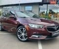 Красный Бьюик Регал, объемом двигателя 2 л и пробегом 71 тыс. км за 17690 $, фото 1 на Automoto.ua