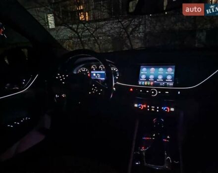 Червоний Бьюік Regal, об'ємом двигуна 2 л та пробігом 63 тис. км за 17600 $, фото 31 на Automoto.ua