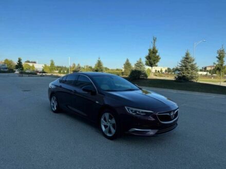 Красный Бьюик Регал, объемом двигателя 2 л и пробегом 49 тыс. км за 6300 $, фото 1 на Automoto.ua