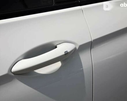 Бьюик Регал, объемом двигателя 2 л и пробегом 162 тыс. км за 16000 $, фото 6 на Automoto.ua