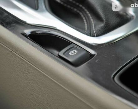 Бьюик Регал, объемом двигателя 2 л и пробегом 162 тыс. км за 16000 $, фото 23 на Automoto.ua