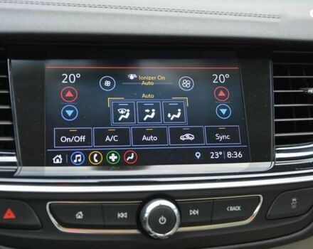 Бьюик Регал, объемом двигателя 2 л и пробегом 146 тыс. км за 17499 $, фото 27 на Automoto.ua