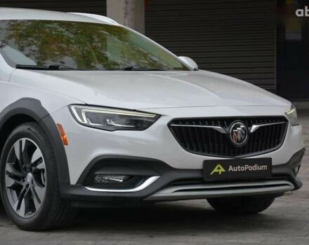 Бьюик Регал, объемом двигателя 2 л и пробегом 142 тыс. км за 16200 $, фото 1 на Automoto.ua