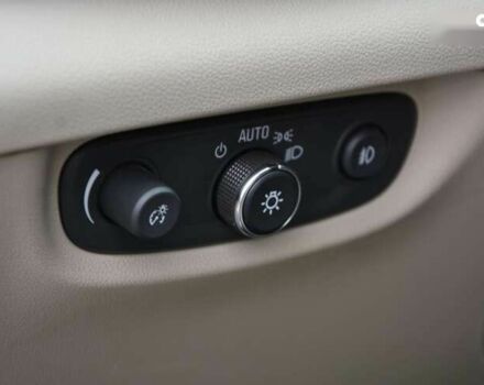 Бьюик Регал, объемом двигателя 2 л и пробегом 146 тыс. км за 16999 $, фото 17 на Automoto.ua