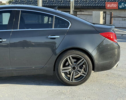 Серый Бьюик Регал, объемом двигателя 2 л и пробегом 220 тыс. км за 8999 $, фото 3 на Automoto.ua