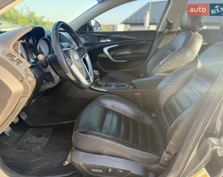 Серый Бьюик Регал, объемом двигателя 2 л и пробегом 220 тыс. км за 8999 $, фото 12 на Automoto.ua