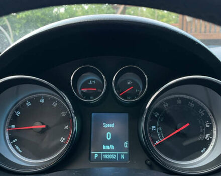 Серый Бьюик Регал, объемом двигателя 2 л и пробегом 192 тыс. км за 7999 $, фото 19 на Automoto.ua