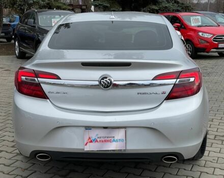 Серый Бьюик Регал, объемом двигателя 2 л и пробегом 151 тыс. км за 9400 $, фото 5 на Automoto.ua