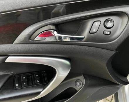 Серый Бьюик Регал, объемом двигателя 2 л и пробегом 151 тыс. км за 9400 $, фото 9 на Automoto.ua