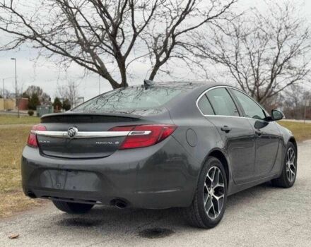 Серый Бьюик Регал, объемом двигателя 2 л и пробегом 56 тыс. км за 2200 $, фото 4 на Automoto.ua