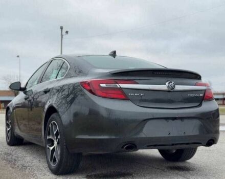 Серый Бьюик Регал, объемом двигателя 2 л и пробегом 56 тыс. км за 2200 $, фото 2 на Automoto.ua