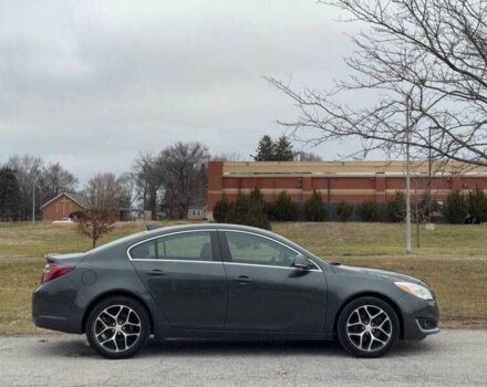 Серый Бьюик Регал, объемом двигателя 2 л и пробегом 56 тыс. км за 2200 $, фото 5 на Automoto.ua