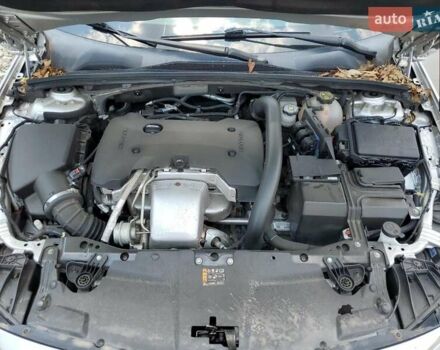 Серый Бьюик Регал, объемом двигателя 2 л и пробегом 80 тыс. км за 3000 $, фото 10 на Automoto.ua