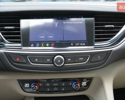 Серый Бьюик Регал, объемом двигателя 2 л и пробегом 146 тыс. км за 17499 $, фото 26 на Automoto.ua