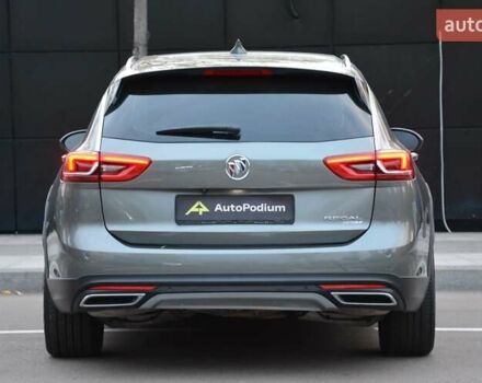 Сірий Бьюік Regal, об'ємом двигуна 2 л та пробігом 146 тис. км за 16999 $, фото 10 на Automoto.ua