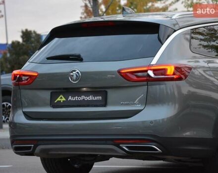 Серый Бьюик Регал, объемом двигателя 2 л и пробегом 146 тыс. км за 17499 $, фото 12 на Automoto.ua