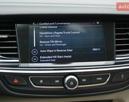 Серый Бьюик Регал, объемом двигателя 2 л и пробегом 146 тыс. км за 17499 $, фото 31 на Automoto.ua