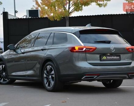 Сірий Бьюік Regal, об'ємом двигуна 2 л та пробігом 146 тис. км за 16999 $, фото 7 на Automoto.ua