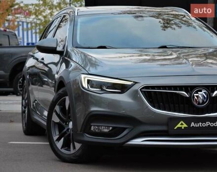 Сірий Бьюік Regal, об'ємом двигуна 2 л та пробігом 146 тис. км за 16999 $, фото 3 на Automoto.ua