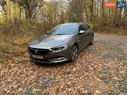 Сірий Бьюік Regal, об'ємом двигуна 2 л та пробігом 72 тис. км за 15000 $, фото 1 на Automoto.ua