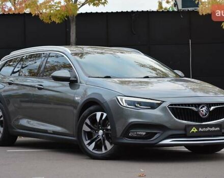 Серый Бьюик Регал, объемом двигателя 2 л и пробегом 146 тыс. км за 17499 $, фото 1 на Automoto.ua